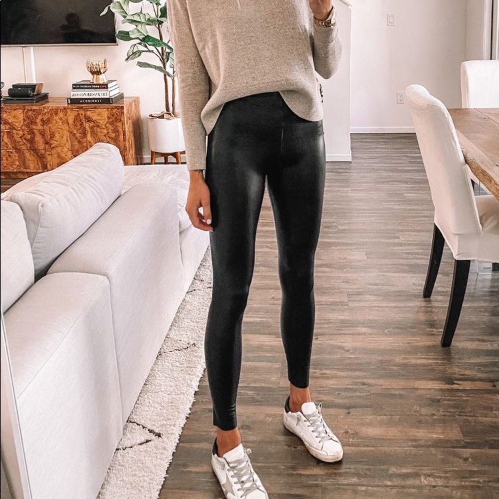 Vegan leather leggings black high waisted - Picture 7 of 7